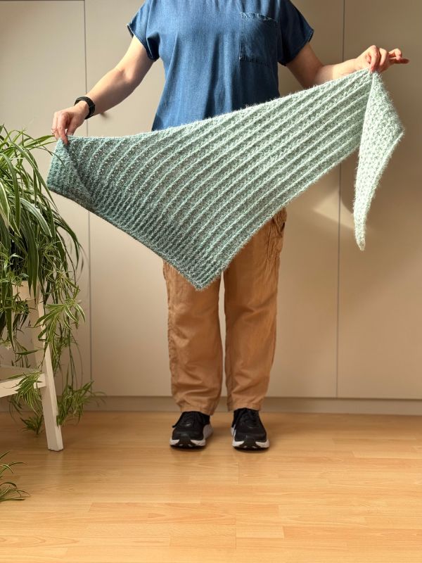 Annecy Shawl
